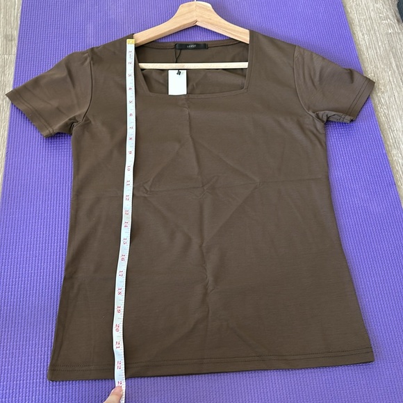 NWT LEMUI Square neck TSHIRT OLIVE/Khaki - Picture 3 of 6